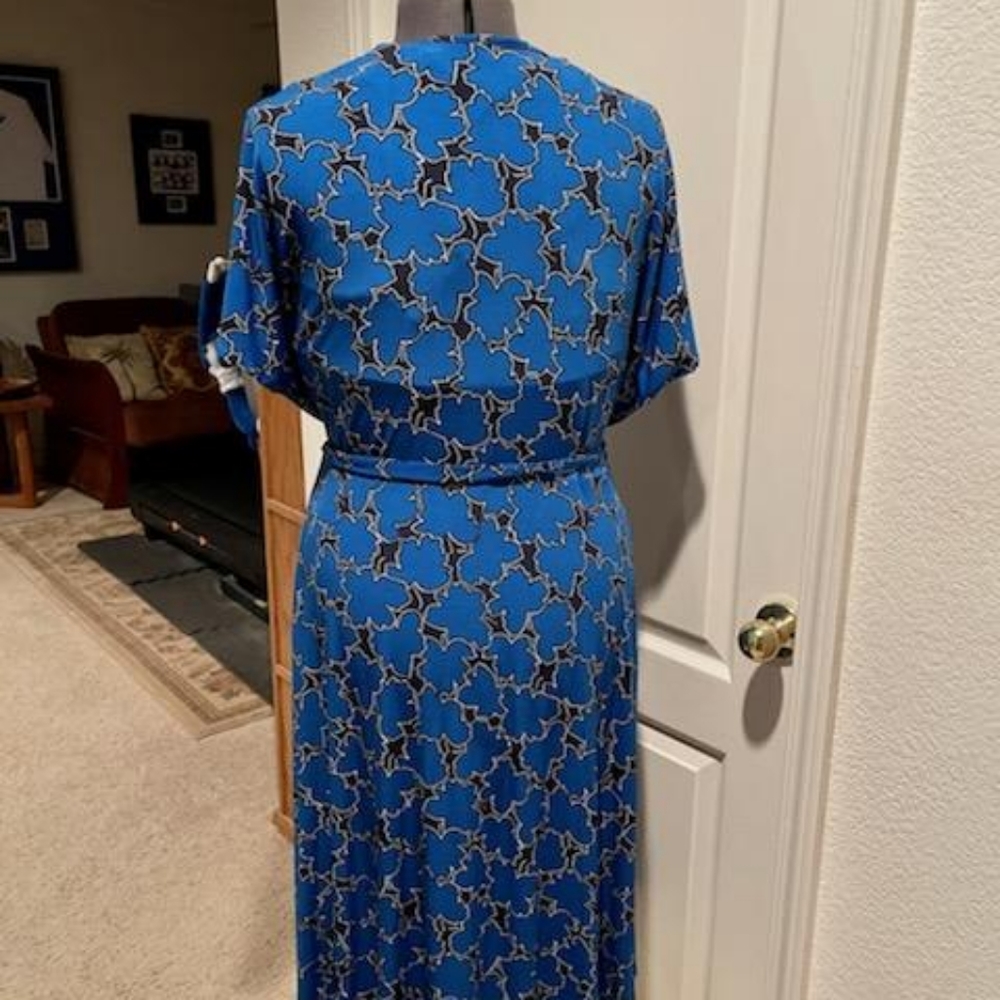 Womens Casual wrap dress - Picture 2 of 4